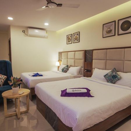 Radhe Suites Hyderabad Exterior foto